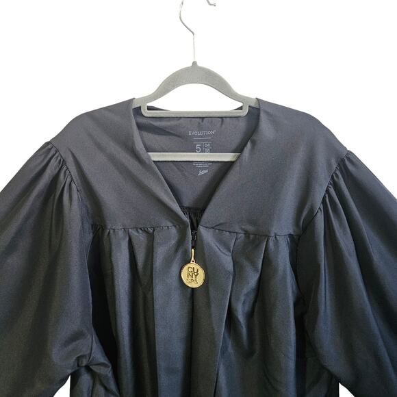 CUNY SPS College Graduation Gown Black Size 5 - Picture 3 of 8